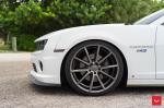 Chevrolet Camaro SS on Vossen Wheels (VFS1) 2017 года